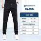 Pantaloni de lucru cu o flexibilitate excepțională, rezistenți la uzură și prevăzuți cu numeroase buzunare