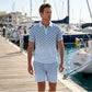 👕 REDUCERE DE 50% PENTRU O PERIOADĂ LIMITATĂ! ✨ Set pentru bărbați format din tricou cu guler și imprimeu geometric și pantaloni scurți 🔷